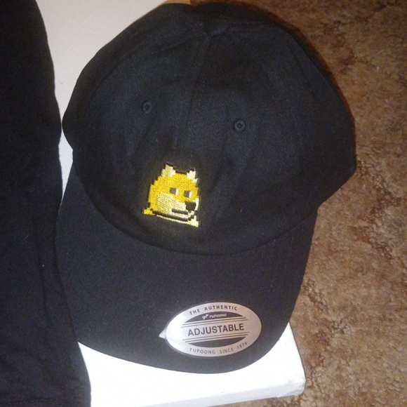 Bella + Canvas Doogie PACK Essentials Hat + tshirt - Picture 3 of 7